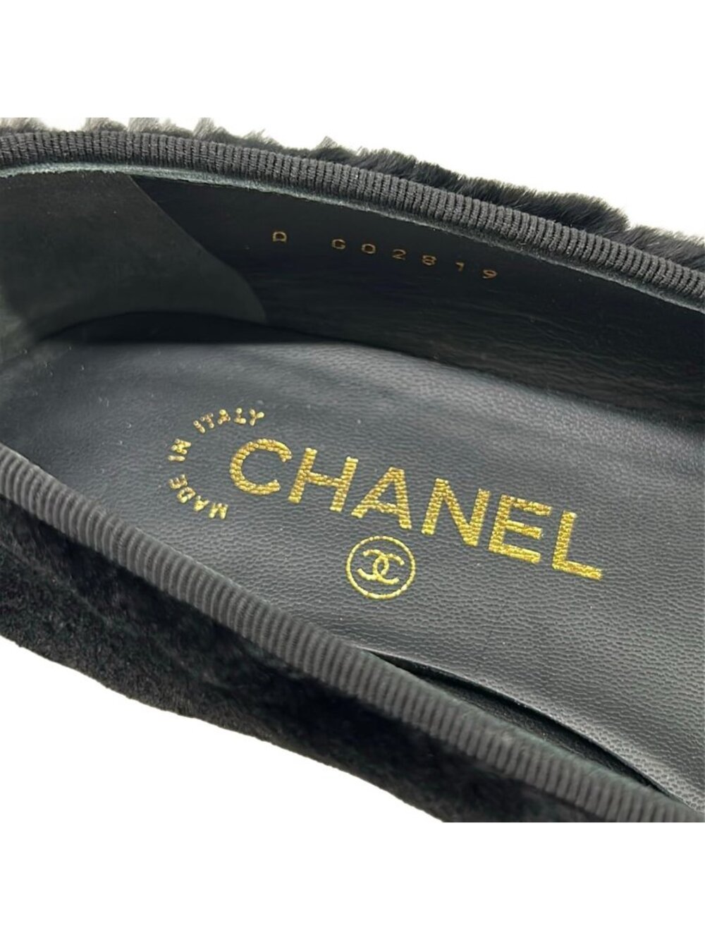 Chanel Flat Shoes 35 C Black Mink Ribbon CC Logo Leather - Picture 9 of 12
